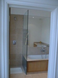 03en-suitebathroom